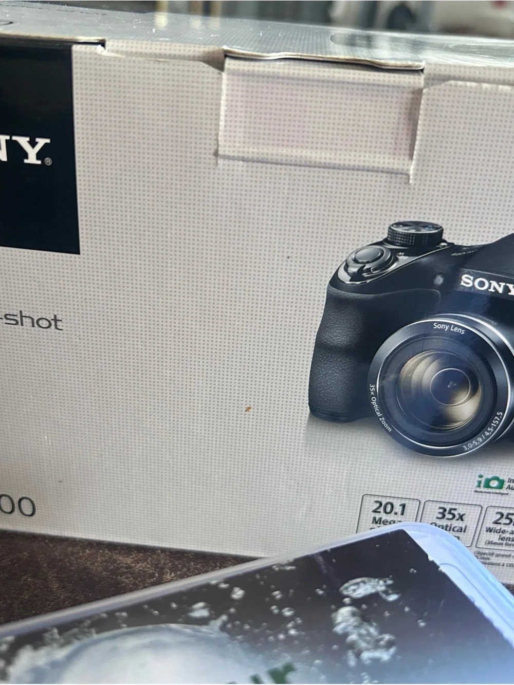 Sony Cyber-shot Black Bridge Camera with Carry Case